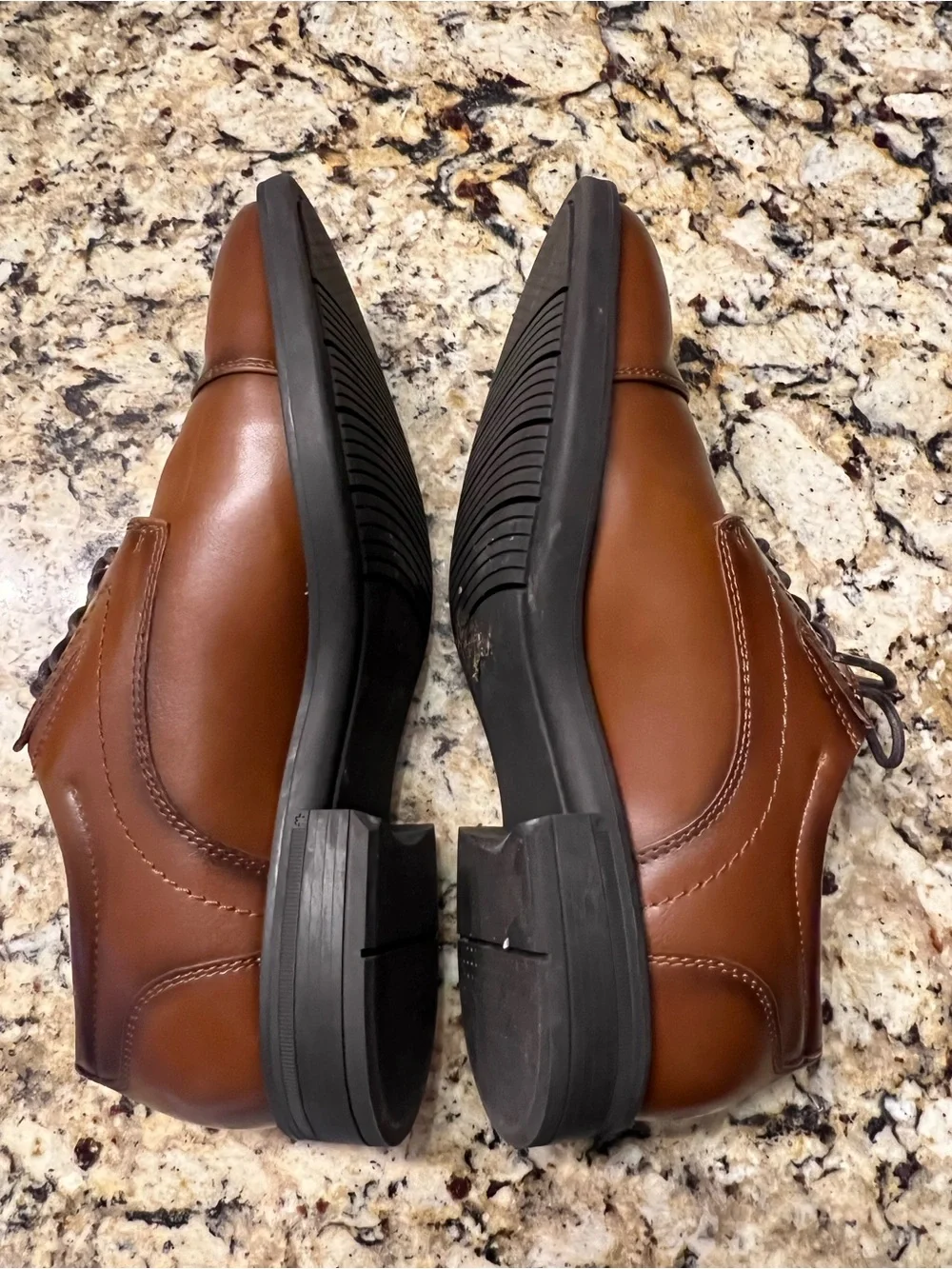 Apt. 9 Men's Cognac Leather Cap-Toe Oxfords